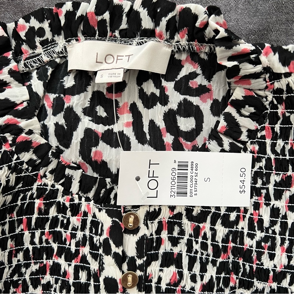 NWT Loft Leopard Print Smocked Shell - Picture 6 of 12